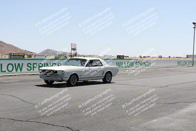 media/May-18-2022-Open Track Racing (Wed) [[f96b7d3cf4]]/Around the Pits/